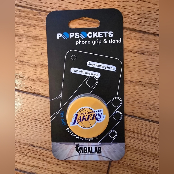 NBA Los Angeles Lakers Popsocket - Yellow - Picture 1 of 2